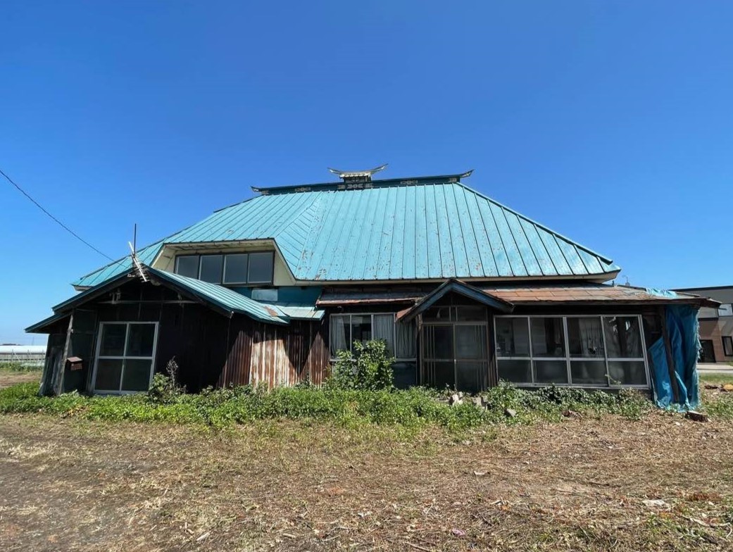 敷地・建物の参考写真(面積・宅地と畑の内訳は原資料と照合が必要です)