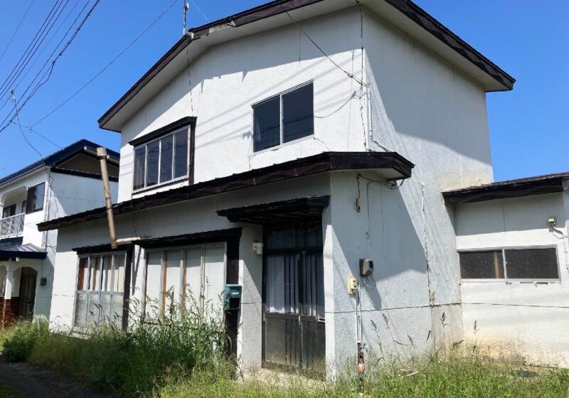 【中古住宅】鰺ヶ沢町舞戸町 5DK・土地55坪 50万円