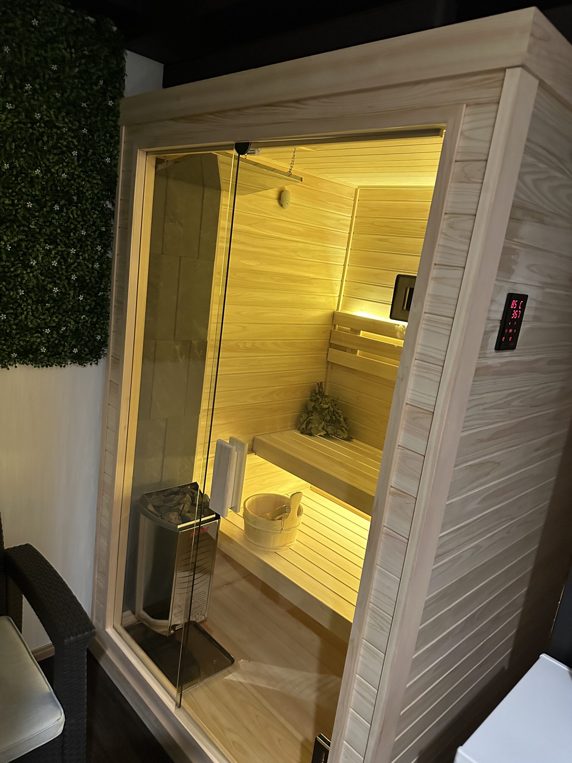 室内BOXの入口・搬入経路を検討する参考写真
